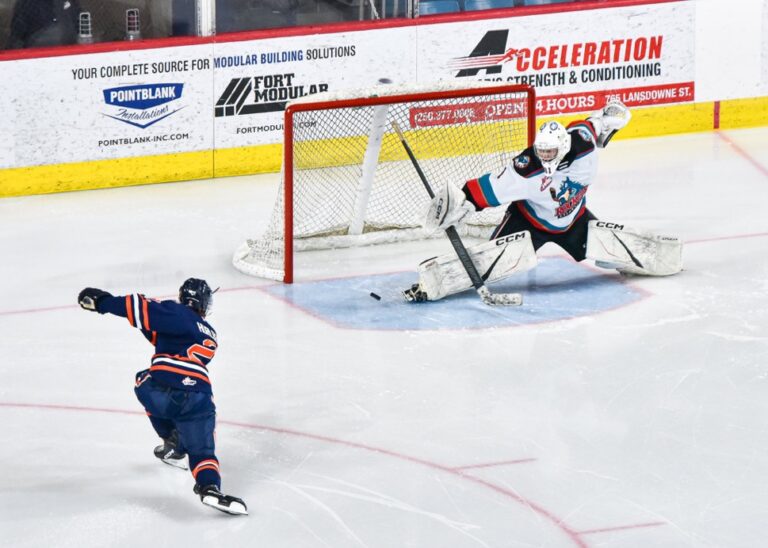 BLAZERS WIN 6-0 OVER ROCKETS