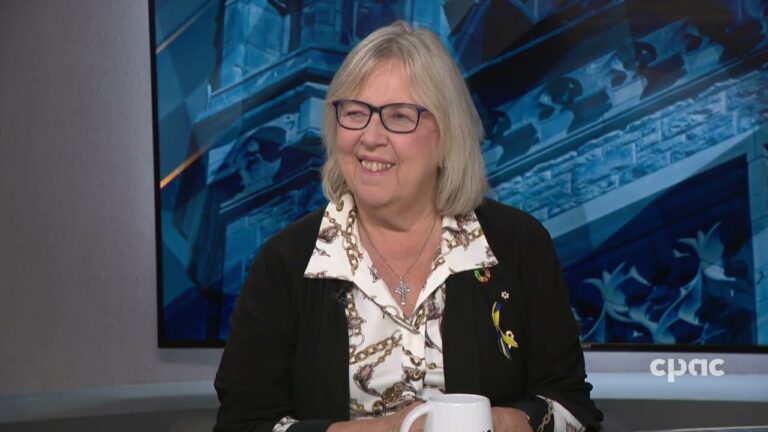 Elizabeth ne souhaite pas quitter pour l'instant la direction du Parti vert