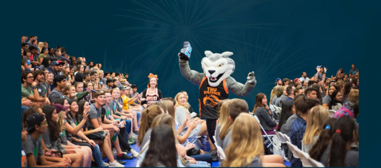 Peer mentor of the month celebrated for excellence